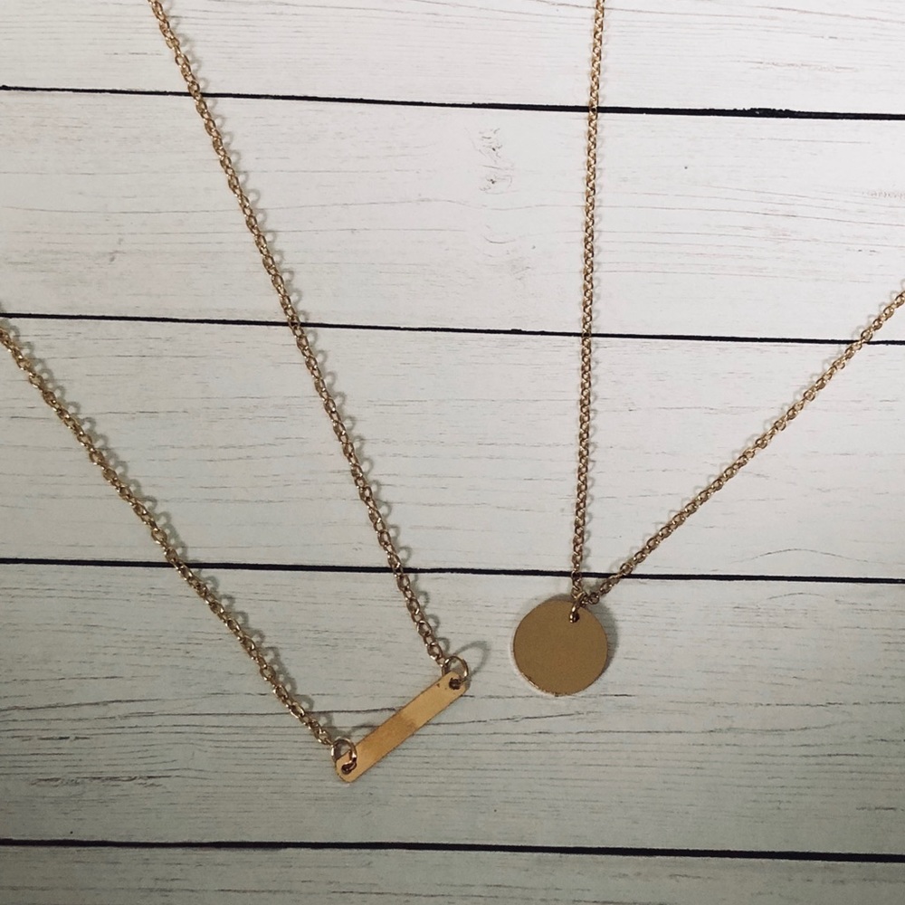 Simple necklace simplicity gold